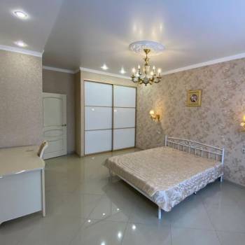 Сдается 1-комнатная квартира, 50 м²