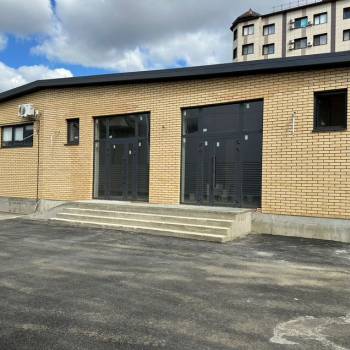 Сдается Нежилое помещение, 220 м²