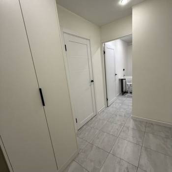 Продается 1-комнатная квартира, 40 м²