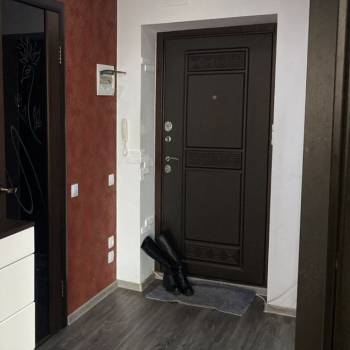 Продается 1-комнатная квартира, 43 м²