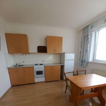 Продается 1-комнатная квартира, 50,6 м²