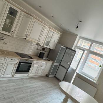 Продается 1-комнатная квартира, 42,3 м²