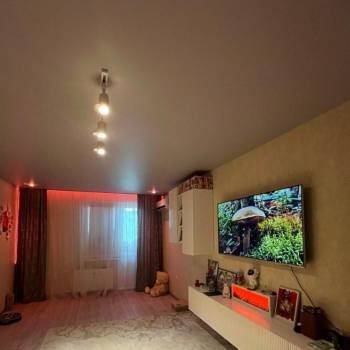 Продается 1-комнатная квартира, 40,4 м²