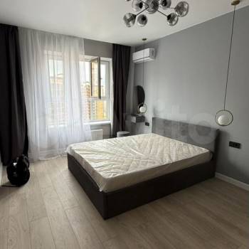 Сдается 1-комнатная квартира, 37 м²