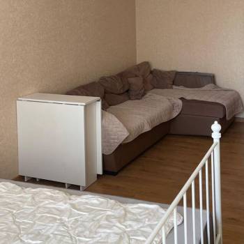 Сдается 1-комнатная квартира, 44 м²