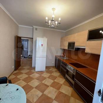Сдается 1-комнатная квартира, 44 м²