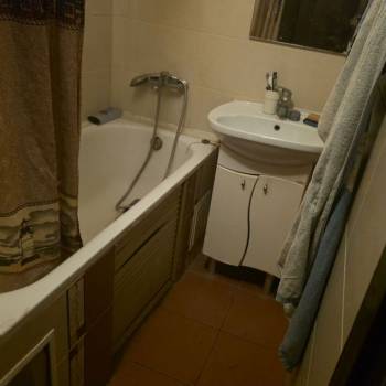 Сдается Многокомнатная квартира, 60 м²