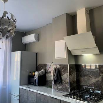 Продается 1-комнатная квартира, 44 м²