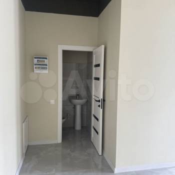 Продается Нежилое помещение, 65 м²