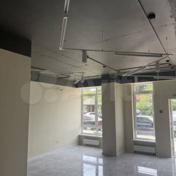 Продается Нежилое помещение, 65 м²