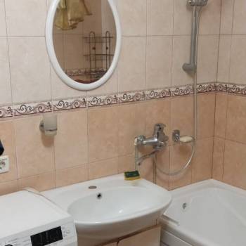 Сдается 2-х комнатная квартира, 56 м²