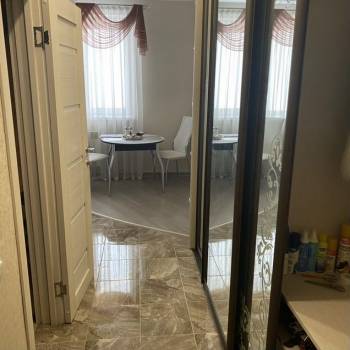 Продается 1-комнатная квартира, 33 м²