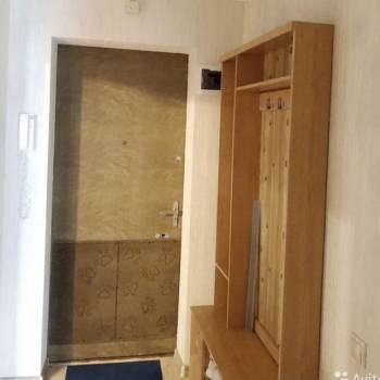 Продается 1-комнатная квартира, 42 м²