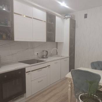 Продается 1-комнатная квартира, 40 м²