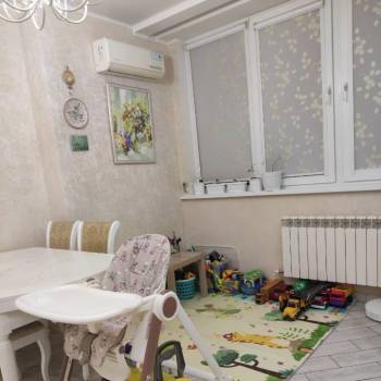 Продается 1-комнатная квартира, 46 м²