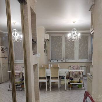 Продается 1-комнатная квартира, 46 м²