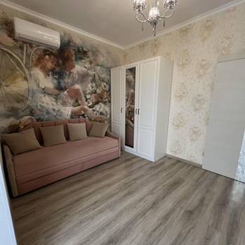 Сдается 2-х комнатная квартира, 78 м²