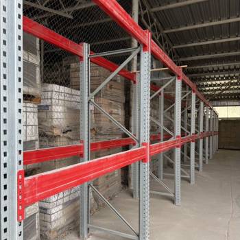 Сдается Нежилое помещение, 270 м²