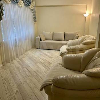 Продается 3-х комнатная квартира, 63 м²