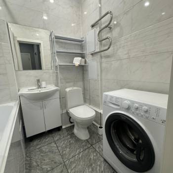 Сдается 1-комнатная квартира, 39 м²