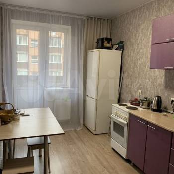 Сдается 1-комнатная квартира, 37 м²