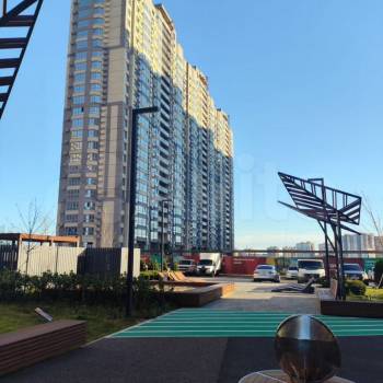 Продается 1-комнатная квартира, 38 м²