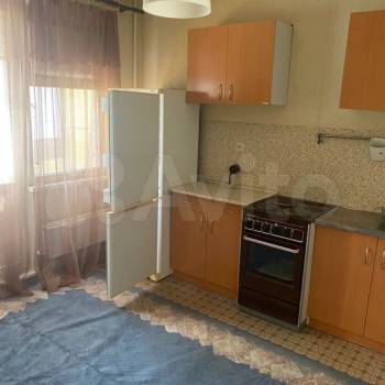 Сдается 1-комнатная квартира, 40 м²
