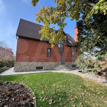 Продается Дом, 290 м²