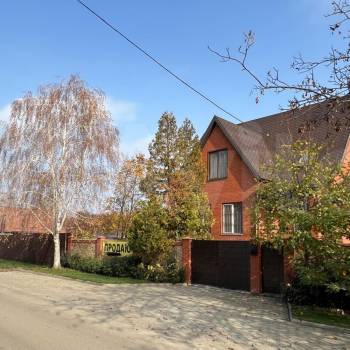 Продается Дом, 290 м²