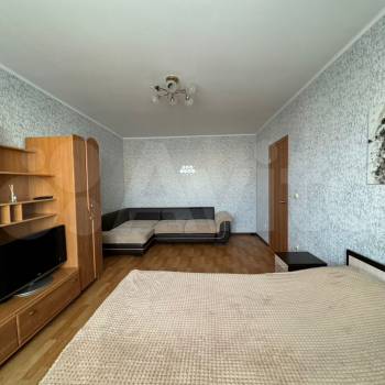 Сдается 1-комнатная квартира, 43 м²