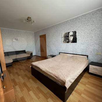 Сдается 1-комнатная квартира, 43 м²