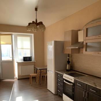 Сдается 1-комнатная квартира, 45 м²