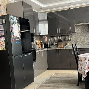 Продается Многокомнатная квартира, 113 м²