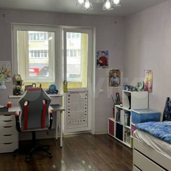 Продается Многокомнатная квартира, 113 м²