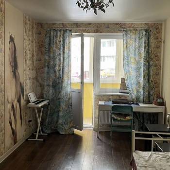 Продается Многокомнатная квартира, 113 м²