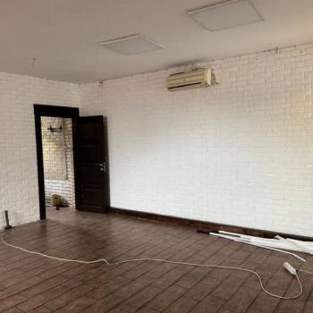 Сдается Нежилое помещение, 91 м²