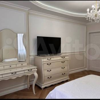 Продается 2-х комнатная квартира, 94 м²