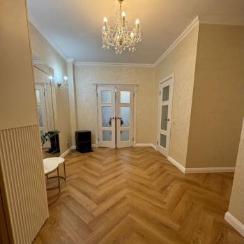 Продается 2-х комнатная квартира, 94 м²