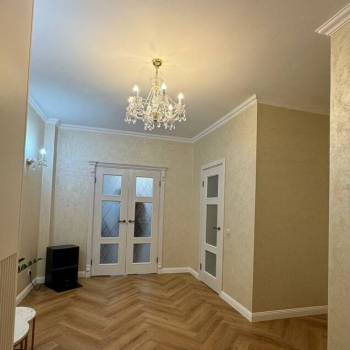 Продается 2-х комнатная квартира, 94 м²