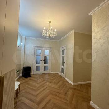 Продается 2-х комнатная квартира, 94 м²