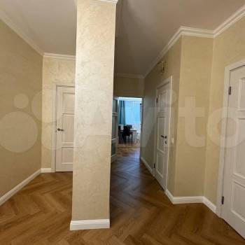 Продается 2-х комнатная квартира, 94 м²