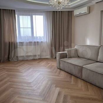 Продается 2-х комнатная квартира, 94 м²