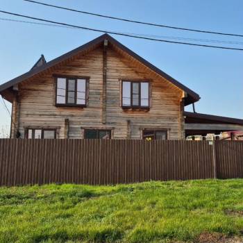 Продается Дом, 180 м²