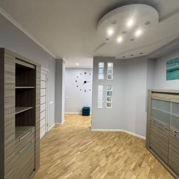 Сдается Многокомнатная квартира, 76 м²