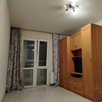 Сдается 1-комнатная квартира, 32,9 м²