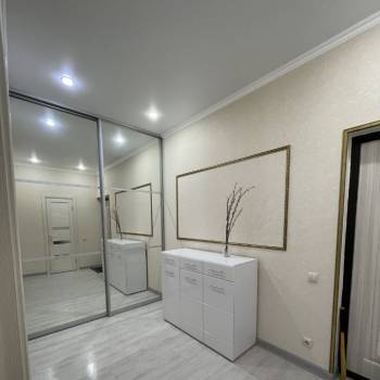 Сдается 1-комнатная квартира, 43 м²