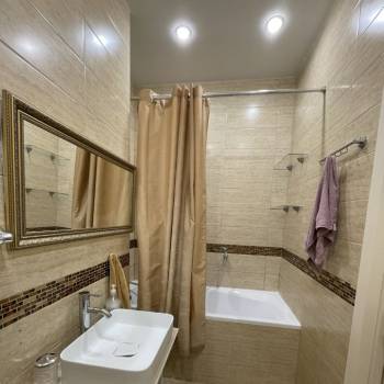 Сдается 1-комнатная квартира, 43 м²