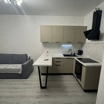 Сдается 1-комнатная квартира, 38 м²