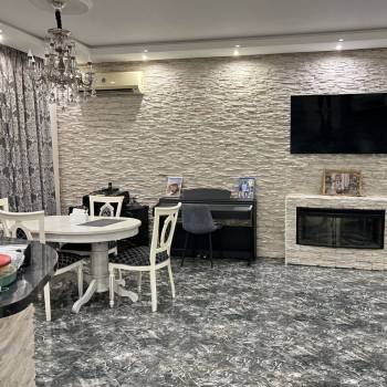 Сдается Дом, 185 м²