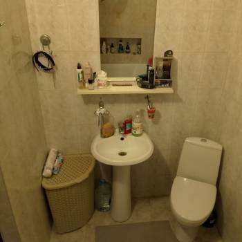 Продается 1-комнатная квартира, 41 м²